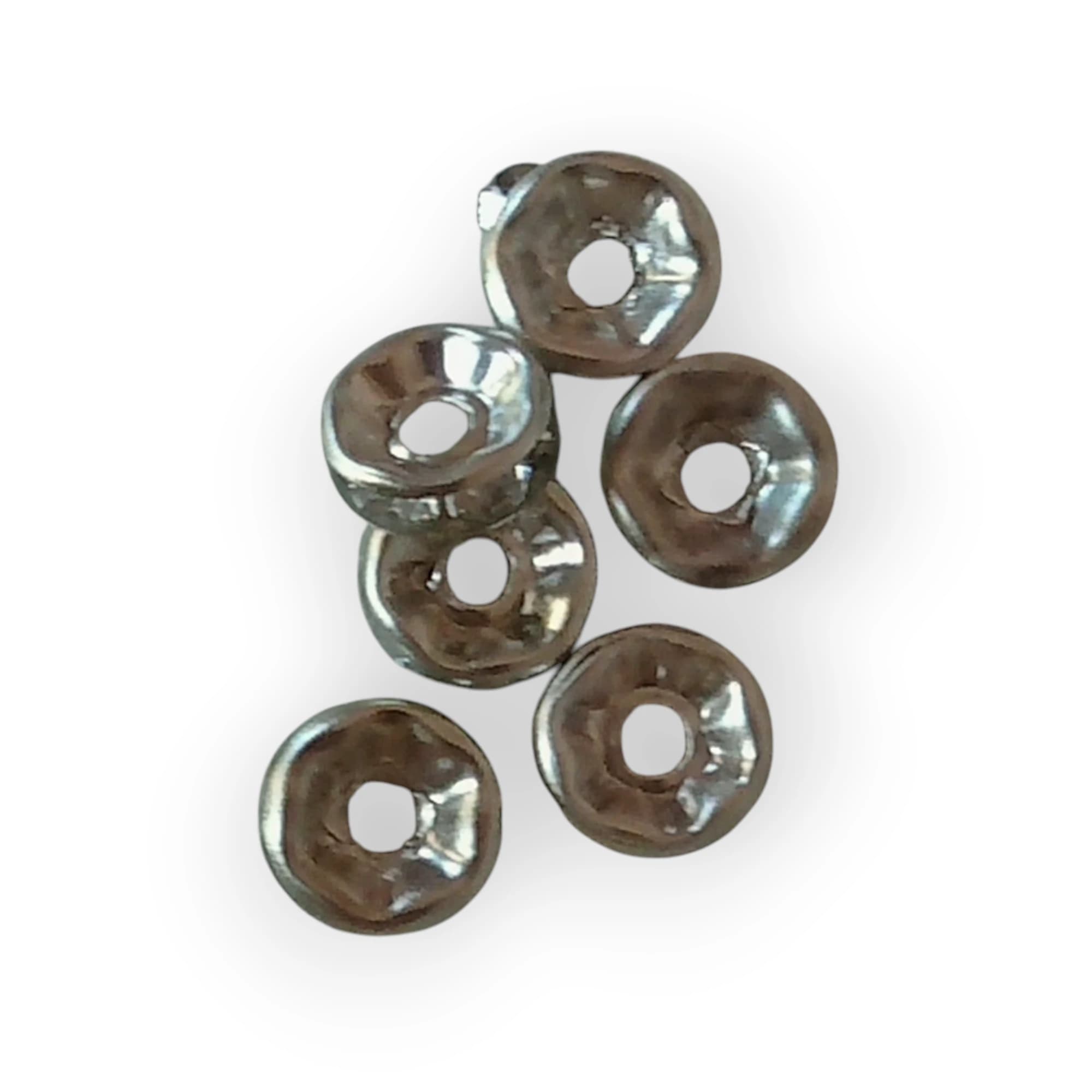 Silver round embelish - 15